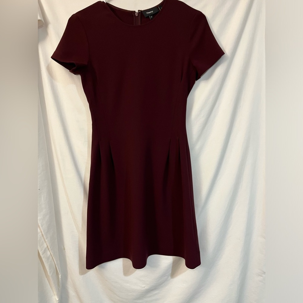Theory Burgundy Admiral Crepe Fit & Flare Shirt Sleeve Round Neck Dress Sz 00 - Picture 4 of 16